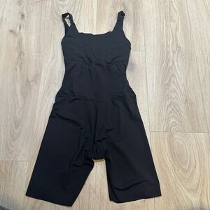 Maidenform Flexees Sleek Smoothers Firm Control Singlet Shapewear - Women's M